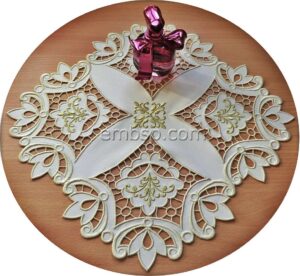 Cutwork Doily Golden patterns cut0049